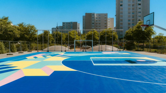 Près de Lyon : ils ravagent le nouveau terrain du quartier la veille de son inauguration