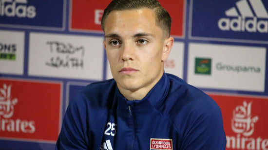 OL : Maxence Caqueret prolonge pour une saison supplémentaire