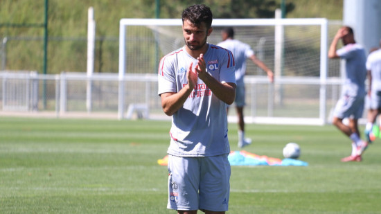 OL : Léo Dubois à Galatasaray, c’est officiel