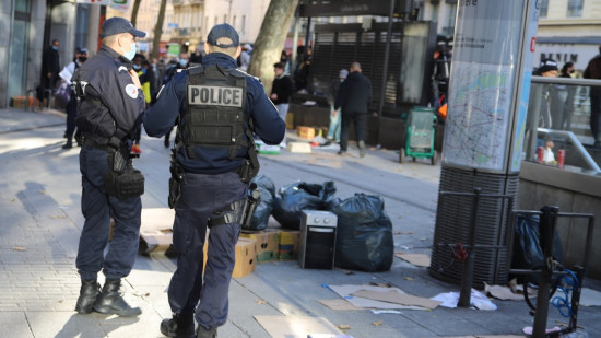 Policiers lynchés à Lyon : Gérald Darmanin annonce des renforts de police pour la Guillotière 