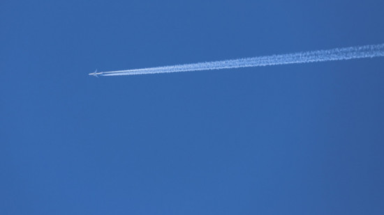 Dans la r&eacute;gion : les &eacute;cologistes d&eacute;noncent les trajets des parlementaires vers Paris en avion