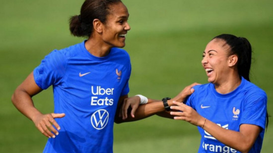 Ballon d’Or féminin : découvrez les cinq nommées de l’OL ! Ballon d’Or féminin : découvrez les cinq nommées de l’OL !