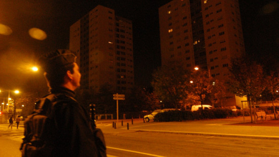 Un mort durant un contrôle de police : la CRS 8 déployée à Vénissieux face au risque d'émeutes