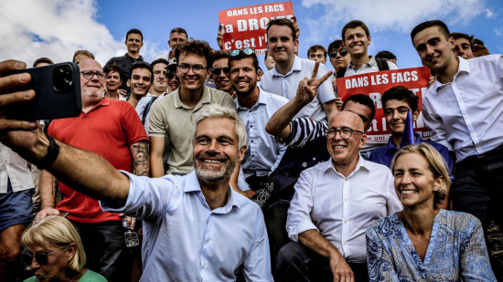 Au Mézenc, Laurent Wauquiez a mis le cap sur "le grand rendez-vous de 2027"