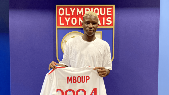 Un jeune de l'AS Dakar Sacré Cœur signe à l'OL pour deux saisons Un jeune de l'AS Dakar Sacré Cœur signe à l'OL pour deux saisons