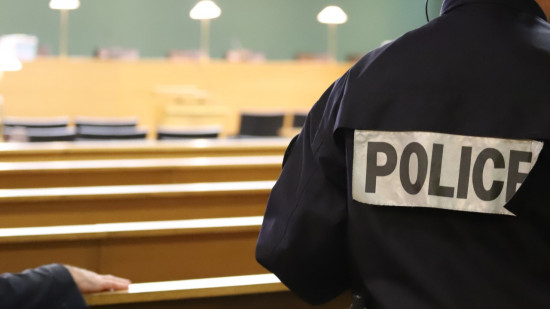 Un Villeurbannais condamné à 2 ans de prison pour avoir reculé dans la foule