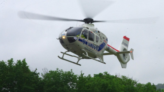 Deux fillettes défenestrées par leur père dans la Loire : elle ne survit pas à ses blessures