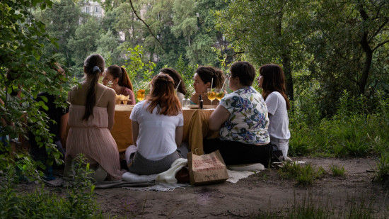 Les Apéro Filles, le cercle qui rapproche les Lyonnaises ! Les Apéro Filles, le cercle qui rapproche les Lyonnaises !