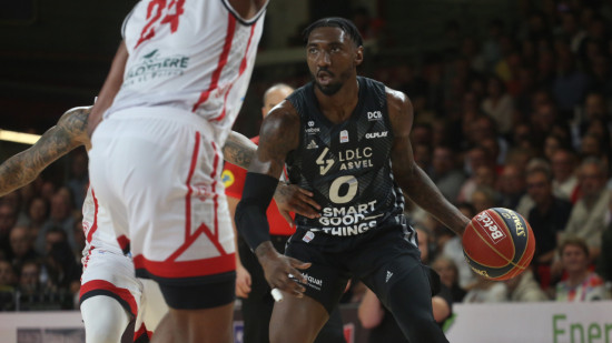 A Cholet, l’ASVEL démarre sa saison par une courte défaite (91-89) A Cholet, l’ASVEL démarre sa saison par une courte défaite (91-89)
