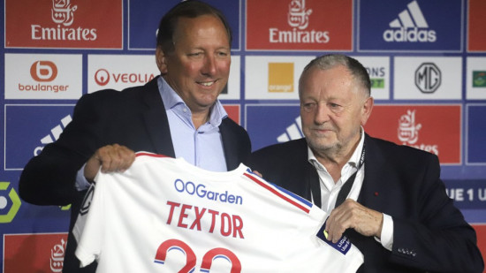 OL : la vente du club à John Textor reportée