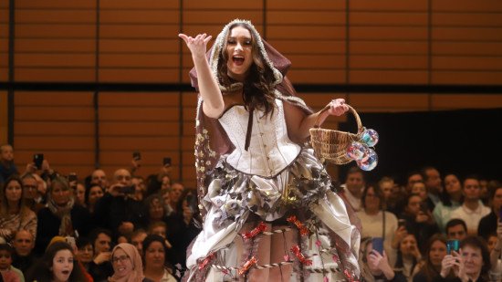 Salon du Chocolat de Lyon : revivez le défilé de robes en chocolat (PHOTOS)