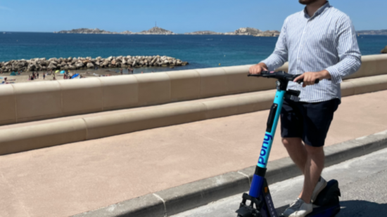 Trottinettes en libre-service à Lyon : pony candidat, impossible de monter à deux sur ses engins