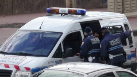 Lyon : interpellé sans permis de conduire… pour la 18e fois !