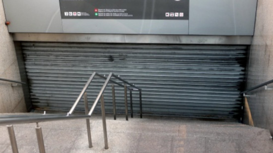 Le métro D en panne durant près de trois heures ce jeudi matin ! Le métro D en panne durant près de trois heures ce jeudi matin !