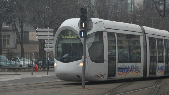 Lyon : le tram T5 en panne ce lundi matin Lyon : le tram T5 en panne ce lundi matin