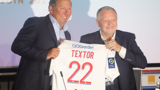 Vente de l'OL à John Textor : les actionnaires donnent finalement encore du temps à l'Américain