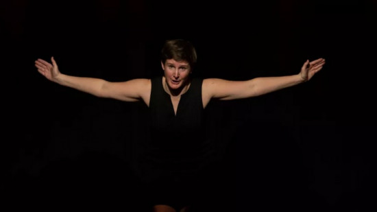 Emma Loiselle, humoriste et attachée parlementaire : "Le public lyonnais est excellent!"