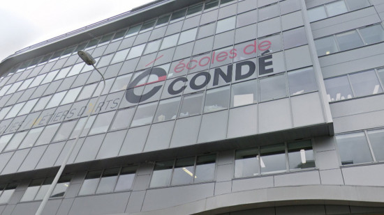 Lyon : une enseignante se suicide en se jetant du haut de son école