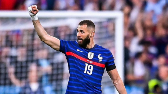 Karim Benzema annonce la fin de sa carrière internationale avec les Bleus