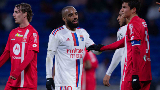 OL-Monza : Lyon n’a pas l’air prêt pour la reprise de la Ligue 1 (1-2)