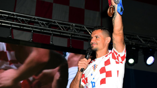 L'OL officialise l'arrivée de Dejan Lovren jusqu'en 2025