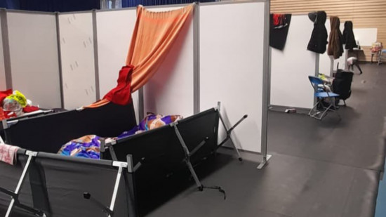 Lyon : l’hébergement de 12 familles au gymnase Chanfray prolongé d’une semaine