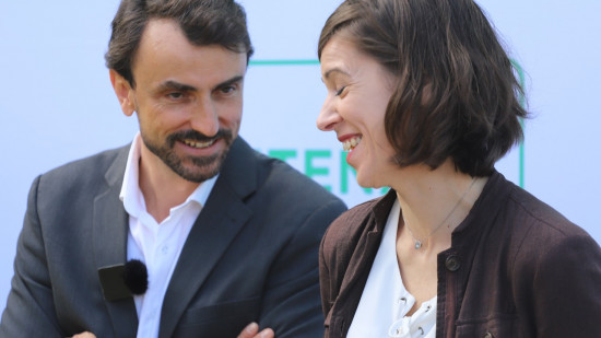 Sandrine Runel applaudie par le conseil municipal de Lyon : "Si vous avez besoin de conseils pour un bail, ne m'appelez pas"