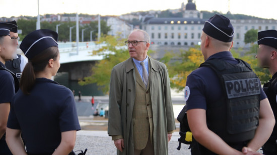Baisse des rodéos et des violences, hausse des données liées au trafic de drogue : le bilan de la délinquance à Lyon