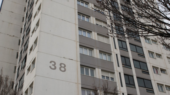 Grand Lyon Habitat laisse ses locataires vivre avec les cafards et les dealers à Vénissieux