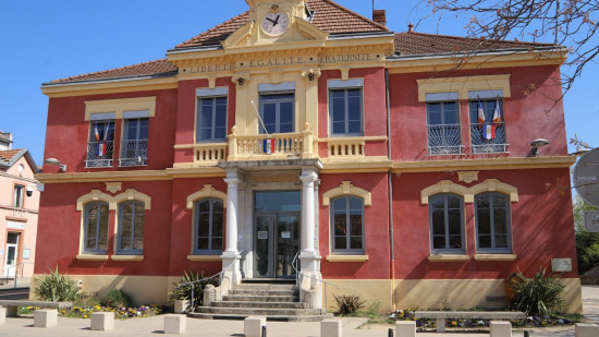 Une fusion dès 2024 entre Oullins et Pierre-Bénite ?