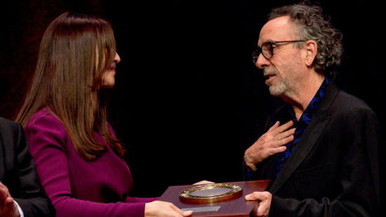 Une histoire d'amour entre Monica Bellucci et Tim Burton née à Lyon ?