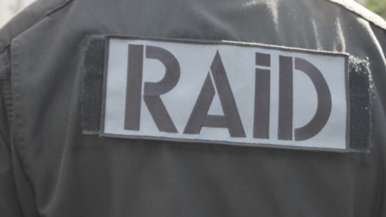 Près de Lyon : le forcené de Grigny maîtrisé par le Raid Près de Lyon : le forcené de Grigny maîtrisé par le Raid