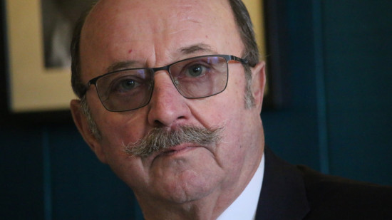 Dans la région : un maire épinglé pour avoir prêté un gymnase pour un meeting d’Eric Zemmour Dans la région : un maire épinglé pour avoir prêté un gymnase pour un meeting d’Eric Zemmour