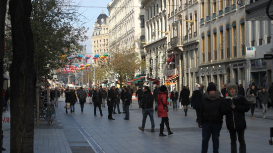 Lyon : une fillette renversée par un scooter rue de la Ré