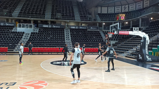 L'ASVEL boucle sa semaine de déplacements à Nanterre L'ASVEL boucle sa semaine de déplacements à Nanterre