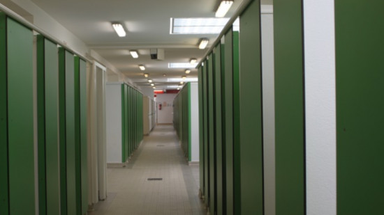 Lyon : un homme interpellé pour voyeurisme à la piscine de Vaise 