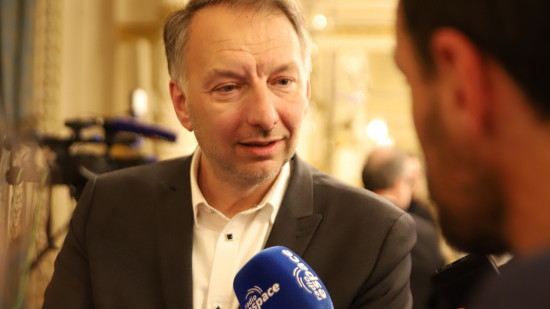 Le président de la Métropole de Lyon Bruno Bernard plutôt épargné dans un sondage