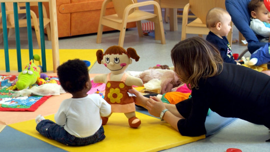 Lyon : des compotes contaminées à la listeria livrées dans des crèches