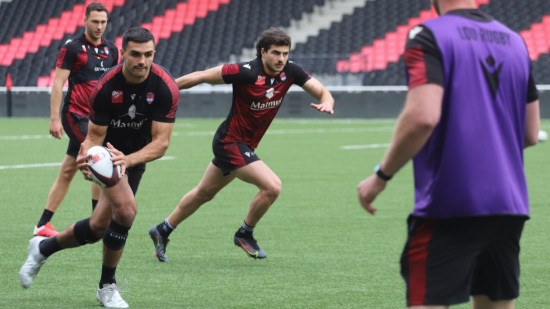 Stade Français-LOU : "On se déplace avec les meilleures intentions pour garder notre titre"