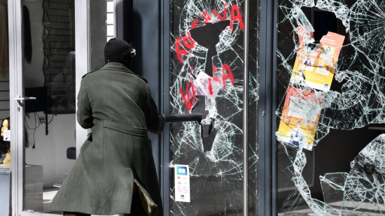 Grégory Doucet propose un fonds d’indemnisation des commerces attaqués : qu’en pensent les commerçants ?