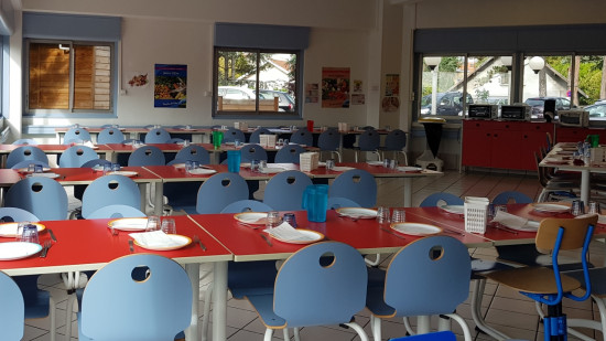 Lyon : des enfants victimes d’intoxication alimentaire à cause d’un yaourt bio servi dans les cantines ?