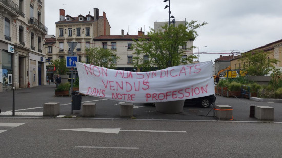 Petite victoire et lueur d'espoir pour les forains de GrandClément à Villeurbanne : "Ce n’est que le début, notre combat continue"