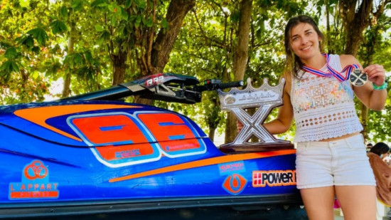 Lyon : cette entrepreneuse est également championne de jet-ski ! Lyon : cette entrepreneuse est également championne de jet-ski !