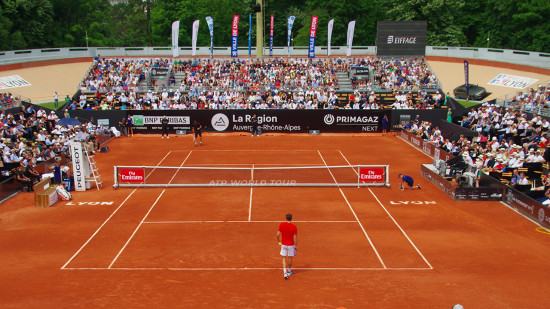 Open de Lyon : un joueur disqualifié après avoir cassé sa raquette
