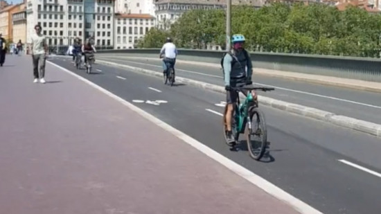 Lyon : le Pont Morand est désormais plus accessible pour les vélos et les piétons