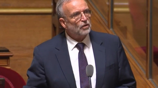Interdire l'écriture inclusive ? Le sénateur Etienne Blanc demande au gouvernement de trancher