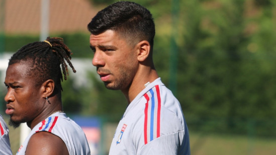 OL : Cenk Özkaçar va rester au FC Valence