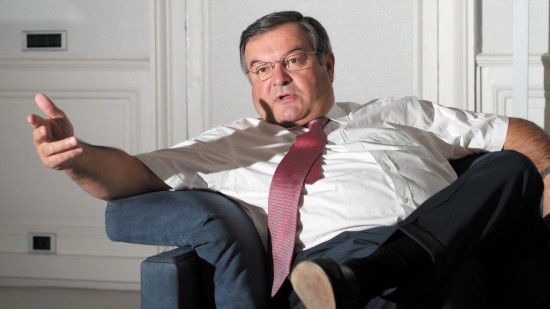 Emplois fictifs au Sénat : 290 000 euros réclamés à Michel Mercier