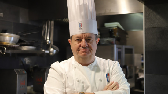 Municipales à Lyon : le chef Christophe Marguin annonce sa candidature