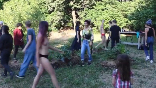 Artistes nus devant des enfants à Lyon : les écologistes se justifient sur la subvention bientôt votée Artistes nus devant des enfants à Lyon : les écologistes se justifient sur la subvention bientôt votée